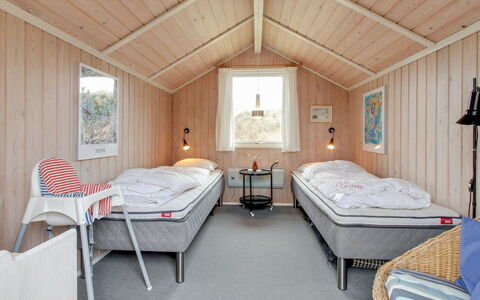 Thurgot - 720M to the Fjord: Domicile, Chambre, Chalet, Gelé, Neige, Conception, Siding, Cabanon, L'Hiver, Lit
