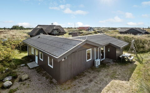 Aiske - from the Sea: Toit, Lot Terre, Chalet, Domicile, Zone Rurale, Cabanon, Siding, Batiments Jardin, Cabane En Rondins, Cabane