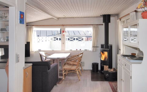Annelotte - from the Sea: Meubles, Plafond, Sol, Chaise, Salon, Tache De Bois, Dur, Canapé, Grenier