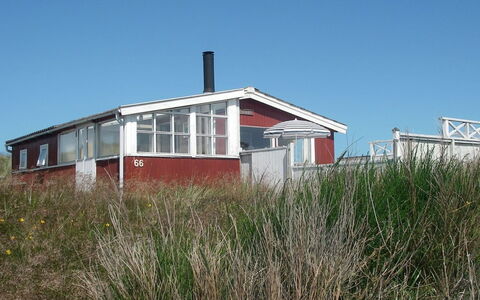 Annelotte - from the Sea: Toit, Architecture, Domicile, Maison, Lot Terre, Zone Rurale, Plaine, Chalet, Siding, Porche