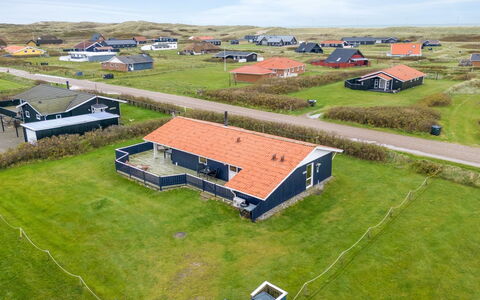 Odmar - 300M from the Sea: Bois, Maison, Chalet, Domicile, Toit, Zone Rurale, Siding, Cabane En Rondins, Batiments Jardin, Dur