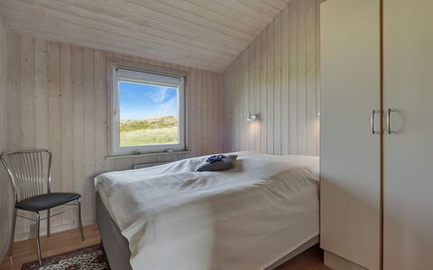 Suometar - 400M from the Sea: Mur, Bois, Plafond, Chambre, Sol, Sol, Design Intérieur, Lit, Drap De Lit, Domicile
