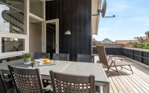 Gerlis - 75M from the Sea: Bois, Maison, Chalet, Domicile, Toit, Zone Rurale, Siding, Cabane En Rondins, Batiments Jardin, Dur