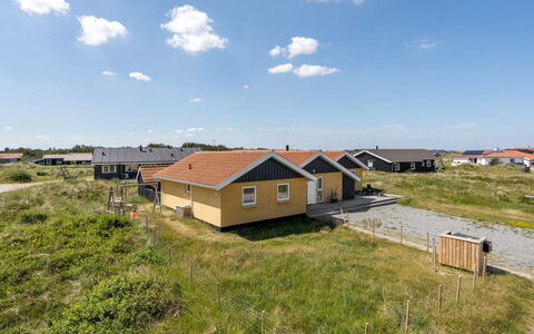 Milena - 600M from the Sea: Chalet, Cabanon, Cabane, Ferme, Prairie, Cabane, Grange, Cabane En Rondins, Batiments Jardin