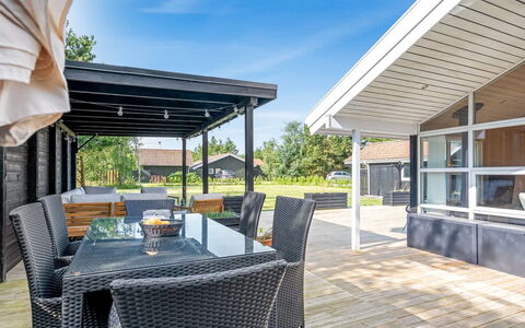 Ansfried - 900M from the Sea: Chalet, Cabanon, Cabane, Ferme, Prairie, Cabane, Grange, Cabane En Rondins, Batiments Jardin