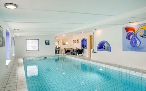 Lenni - 700M from the Sea: Bois, Domicile, Porche, Plate-Forme, Dur, Toit, Tache De Bois, Parquet, Eco Hôtel