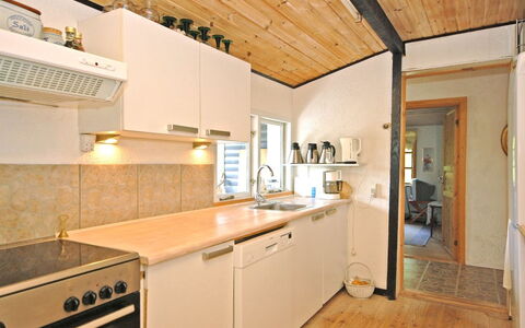 Tajo - 1Km from the Sea: Piscine, Mobilier De Jardin, Meubles, Recours, Dalle, Eco Hôtel, Ombre, Chaise, Loisir, Biens