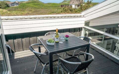 Swerting - 230M from the Sea: Domicile, Chalet, Porche, Siding, Ferme, Structure En Plein Air