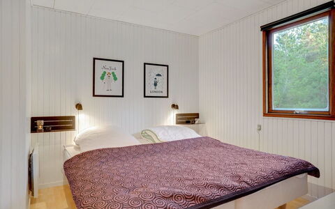 Antoinetta - 900M from the Sea: Bois, Design Intérieur, Chambre, Plafond, Lit, Sol, Sol, Drap De Lit, Meubles, Pièce