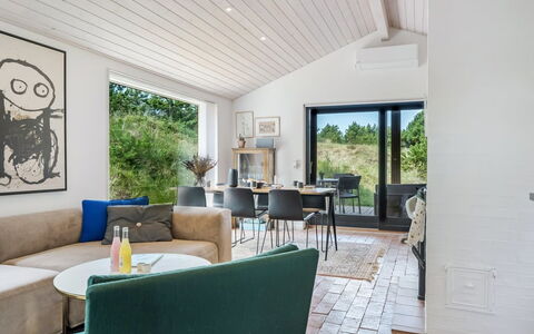 Kadife - 750M from the Sea: Design Intérieur, Meubles, Bois, Canapé, Sol, Salon, Plafond, Sol, Domicile, Pièce