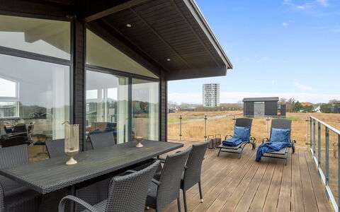 Gerniot - 500M from the Sea: Architecture, Toit, Domicile, Composite, Daylighting, Siding, Allée