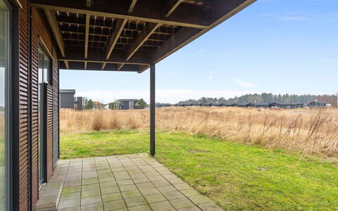 Gerniot - 500M from the Sea: Architecture, Toit, Domicile, Composite, Daylighting, Siding, Allée