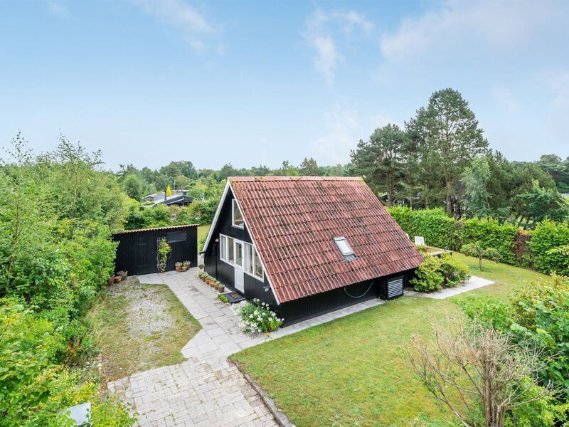 mintha - 600m From The Sea