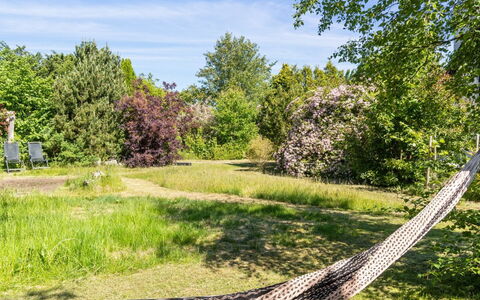 Anssi - 300M from the Sea: Bois, Maison, Chalet, Domicile, Toit, Zone Rurale, Siding, Cabane En Rondins, Batiments Jardin, Dur