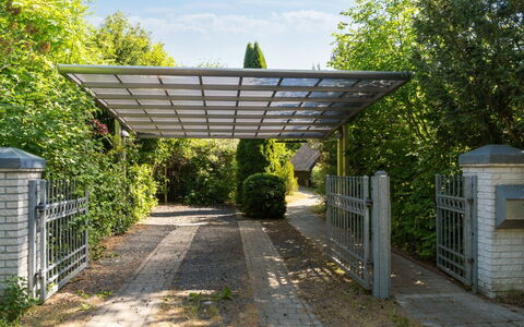 Anssi - 300M from the Sea: Bois, Maison, Chalet, Domicile, Toit, Zone Rurale, Siding, Cabane En Rondins, Batiments Jardin, Dur