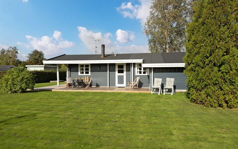 Rosabella - 600M from the Sea: Toit, Lot Terre, Chalet, Domicile, Zone Rurale, Cabanon, Siding, Batiments Jardin, Cabane En Rondins, Cabane