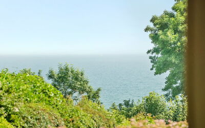 Fridtjof - 100M from the Sea