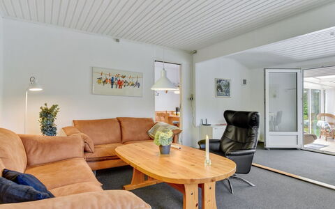 Cenia - 450M from the Sea: Meubles, Design Intérieur, Sol, Canapé, Mur, Sol, Plafond, Bois, Salon, Pièce