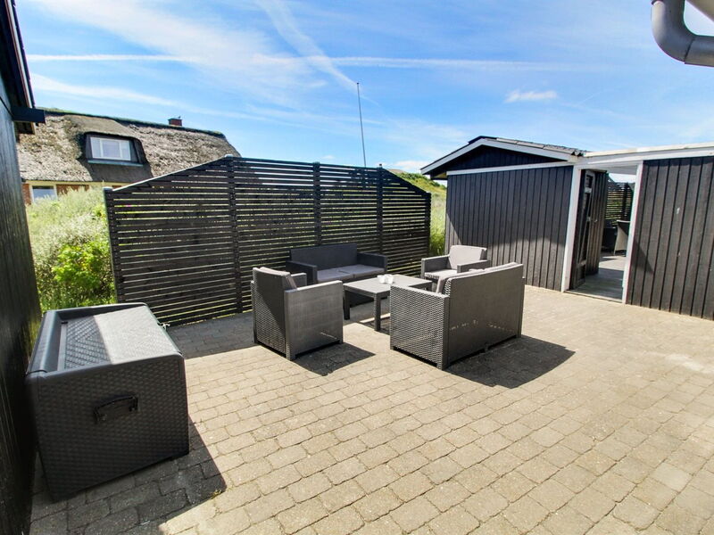 Aatos - 500M from the Sea