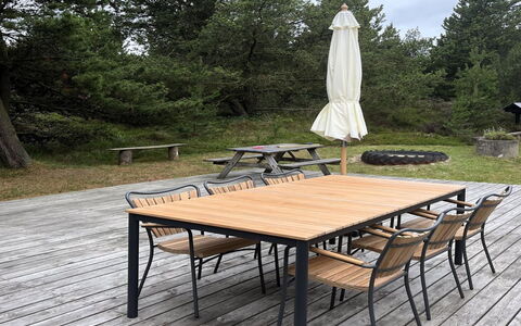 Elin - 3Km from the Sea: Toit, Lot Terre, Chalet, Domicile, Zone Rurale, Cabanon, Siding, Batiments Jardin, Cabane En Rondins, Cabane