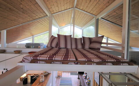 Alin - 600M from the Sea: Meubles, Canapé, Design Intérieur, Sol, Salon, Sol, Throw Pillow, Pièce, Oreiller