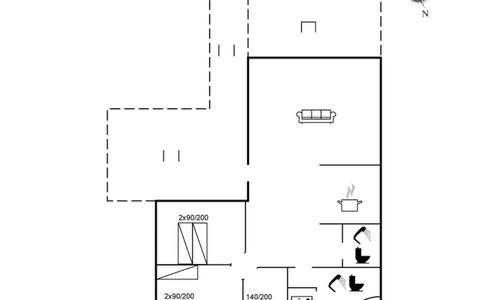 Yuma - 1Km from the Sea: Meubles, Table, Mobilier De Jardin, Tableau De Plein Air, Chaise, Tache De Bois, Ombre, Arrière-Cour, Chalet, Table Cuisine Et Salle A Manger