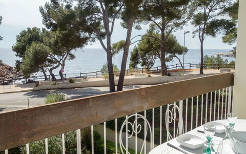 La Calanque D'Or: Propriété, Recours, Immobilier, Vacances, Arbre, Restaurant, Maison, Bâtiment, Balcon, Pièce