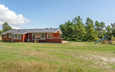 Thorvor - 1.5Km from the Sea