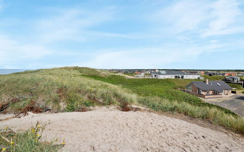 Gidsken - 30M from the Sea: Ciel, Bleu, Herbe, Écorégion, Paysage, Lot Terre, Horizon, Plaine, Prairie, Terrain