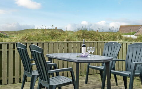 Felina - from the Sea: Herbe, Maison, Toit, Chalet, Domicile, Arbuste, Ferme, Lot Terre, Zone Rurale
