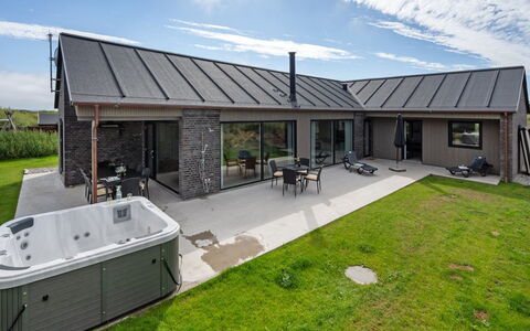 Pejo - 950M from the Sea: Chalet, Cabanon, Cabane, Ferme, Prairie, Cabane, Grange, Cabane En Rondins, Batiments Jardin