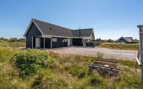 Eliena - 500M from the Sea: Toit, Lot Terre, Chalet, Domicile, Zone Rurale, Cabanon, Siding, Batiments Jardin, Cabane En Rondins, Cabane