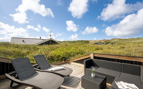 Friedel - 150M from the Sea: Toit, Lot Terre, Chalet, Domicile, Zone Rurale, Cabanon, Siding, Batiments Jardin, Cabane En Rondins, Cabane