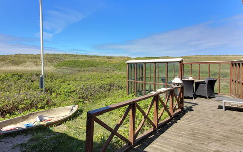Egidia - 50M from the Sea: Meubles, Design Intérieur, Chaise, Sol, Table, Recours, Sol, Plafond, Pièce, Eco Hôtel
