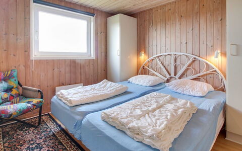 Suend - from the Sea: Chambre, Lit, Bois, Drap De Lit, Literie, Design Intérieur, Meubles, Plafond, Sol, Linge