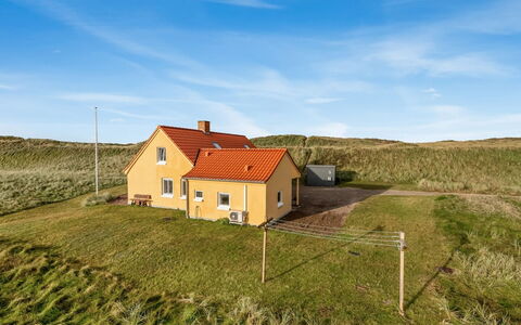 Ali - 75M from the Sea: Toit, Lot Terre, Chalet, Domicile, Zone Rurale, Cabanon, Siding, Batiments Jardin, Cabane En Rondins, Cabane