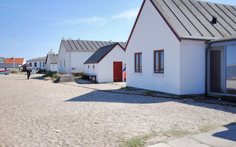 Hariet - 600M from the Sea: Ciel, Maison, Toit, Domicile, Zone Résidentielle, Chalet, Lot Terre, Établissements Humains, Pôle, Pente