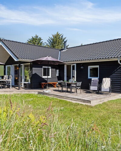 Swen - 1.3Km from the Sea