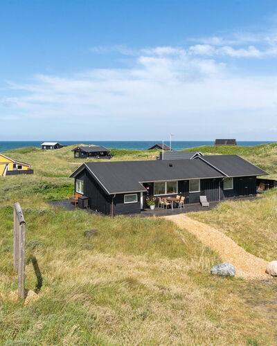 Dila - 150M from the Sea