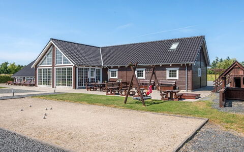 Emelita - 900M from the Sea: 