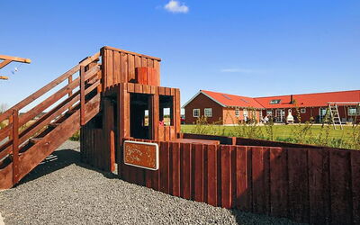 Emelita - 900M from the Sea
