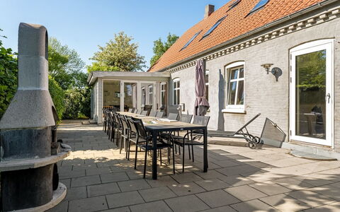 Thorward - 1.5Km from the Sea: Toit, Domicile, Porte, Chalet, Ombre, Siding, Cour, Biens, Arrière-Cour