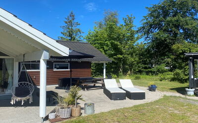 Hegge - 300M from the Sea