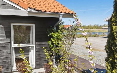 Florentin - 1Km from the Sea: Toit, Lot Terre, Chalet, Domicile, Zone Rurale, Cabanon, Siding, Batiments Jardin, Cabane En Rondins, Cabane