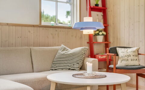 Finwith - 1.5Km from the Sea: Meubles, Design Intérieur, Bois, Sol, Lampshade, Sol, Luminaire, Éclairage, Domicile, Salon