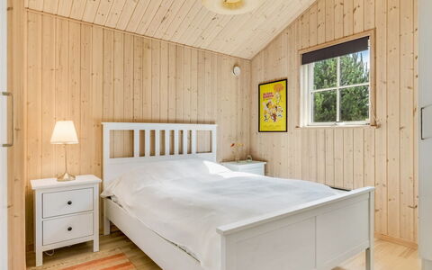 Finwith - 1.5Km from the Sea: Meubles, Lit, Chambre, Design Intérieur, Sol, Sol, Bois, Plafond, Literie, Drap De Lit