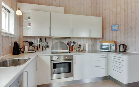 Naia - 200M from the Sea: Cuisine, Appareil De Cuisine, Comptoir, Principaux Appliance, Cabinetry, Design Intérieur, Bois, Sol, Meubles, Évier