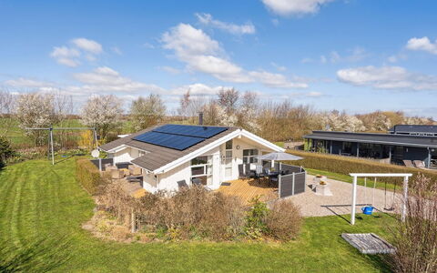 Tjakko - 900M from the Sea: Toit, Lot Terre, Chalet, Domicile, Zone Rurale, Cabanon, Siding, Batiments Jardin, Cabane En Rondins, Cabane