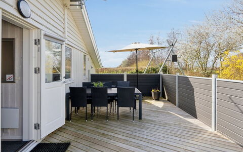 Tjakko - 900M from the Sea: Toit, Lot Terre, Chalet, Domicile, Zone Rurale, Cabanon, Siding, Batiments Jardin, Cabane En Rondins, Cabane