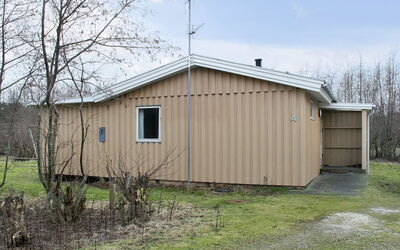 Svanhild - 1.2Km from the Sea